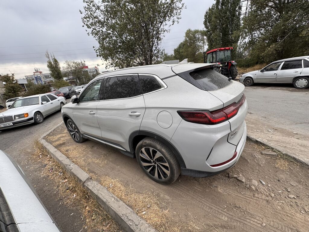 BYD Song Plus: 2024 г., 0.1 л, Автомат, Электромобиль, Кроссовер: фото 5