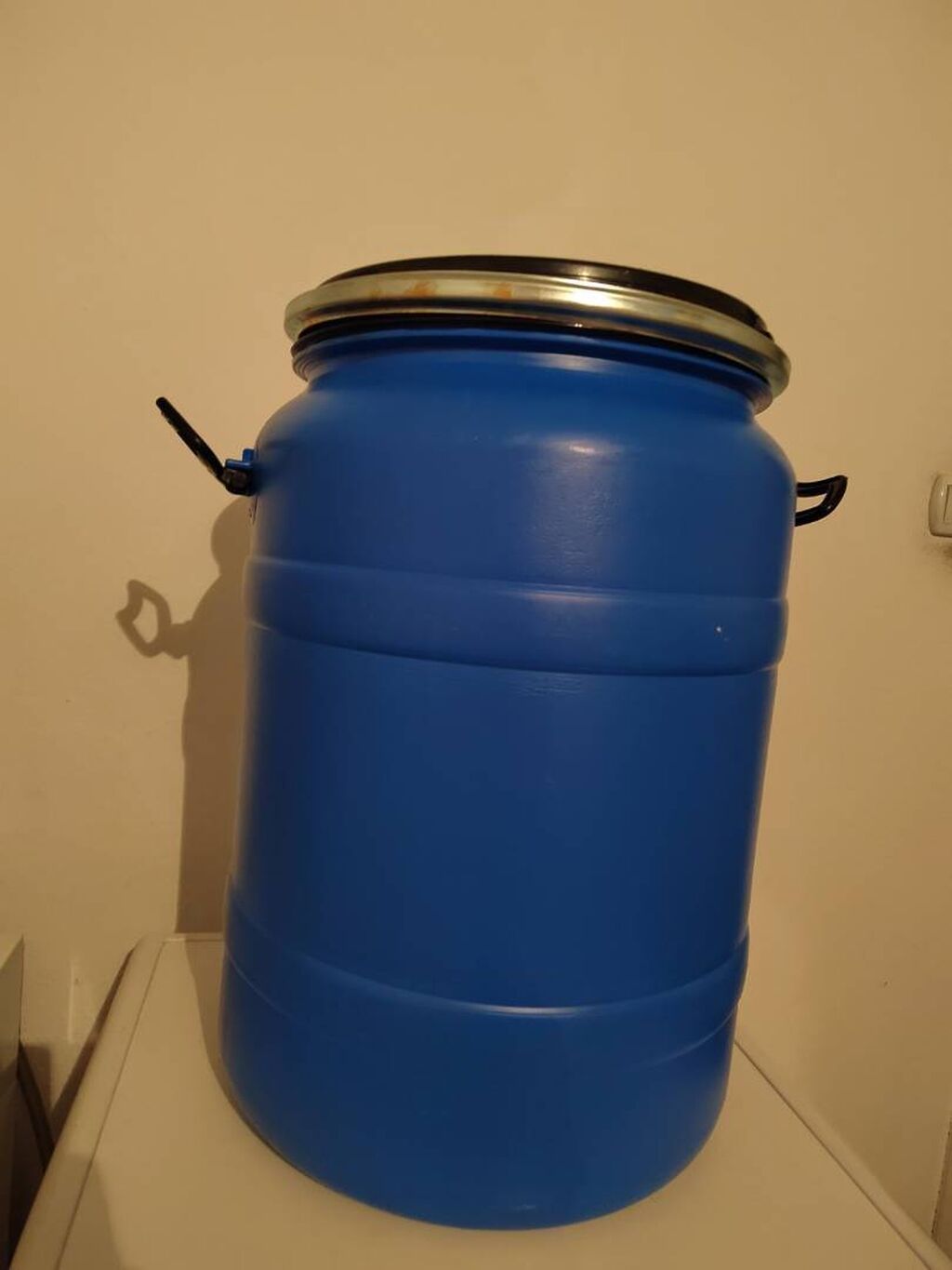 Rezervoari i burad: BURAD ZA MED na lalafo.rs Rezervoari i burad: BURAD ZA MED