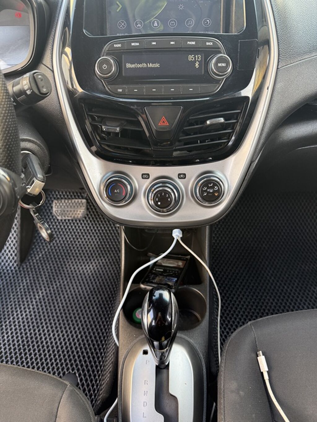 Chevrolet Spark: 2017 г., 1 л, Автомат, Бензин, Хэтчбэк: фото 6