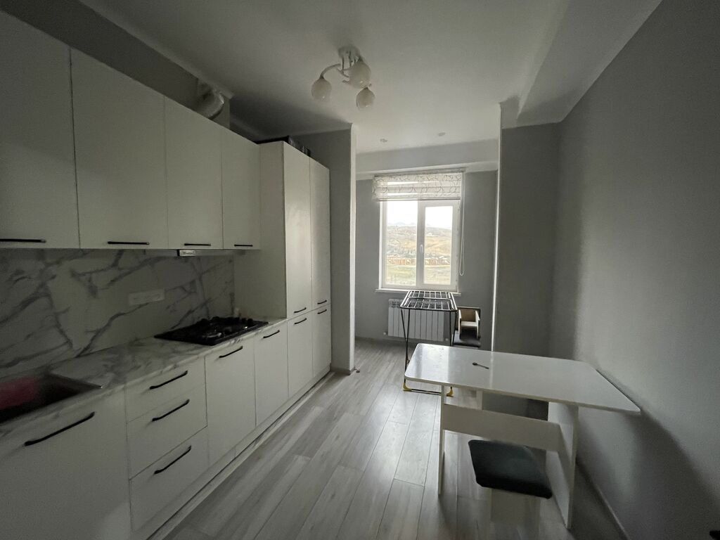 1 комната, 42 м², Асанбай мкр Элитка, 11 этаж, Евроремонт: фото 2