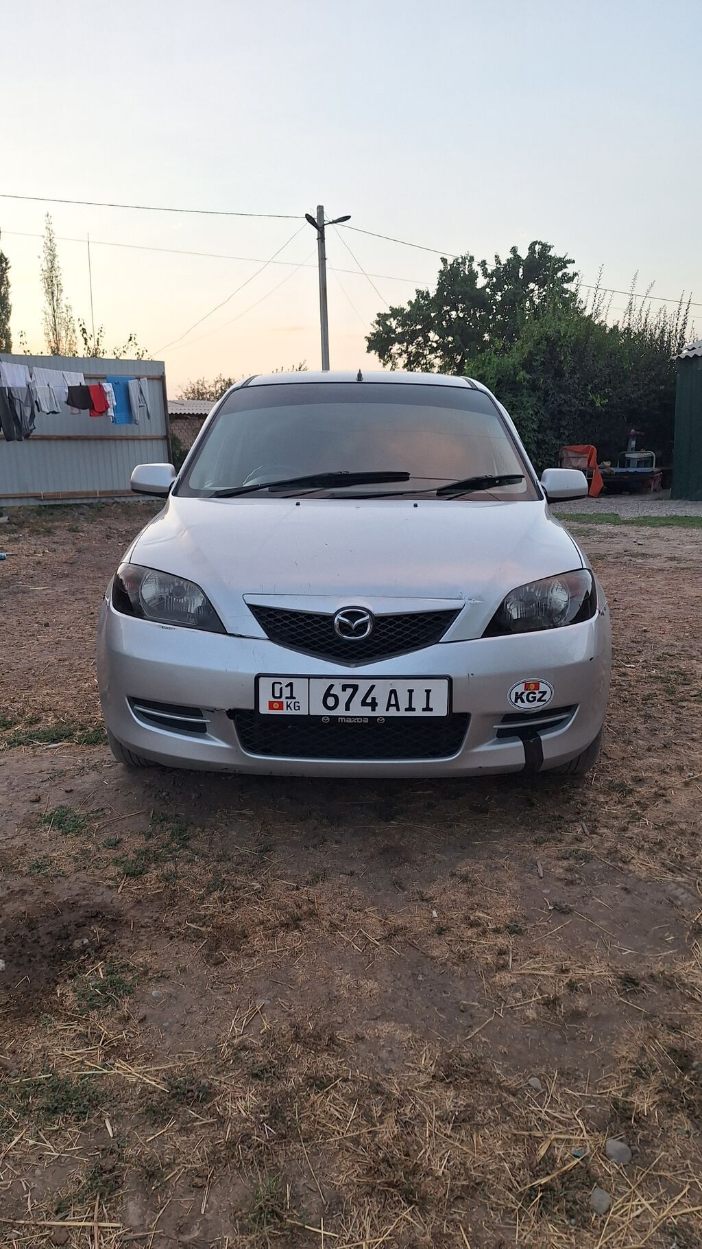 Mazda Demio: 2003 г., 1.3 л, Автомат, Бензин, Хэтчбэк: фото 1