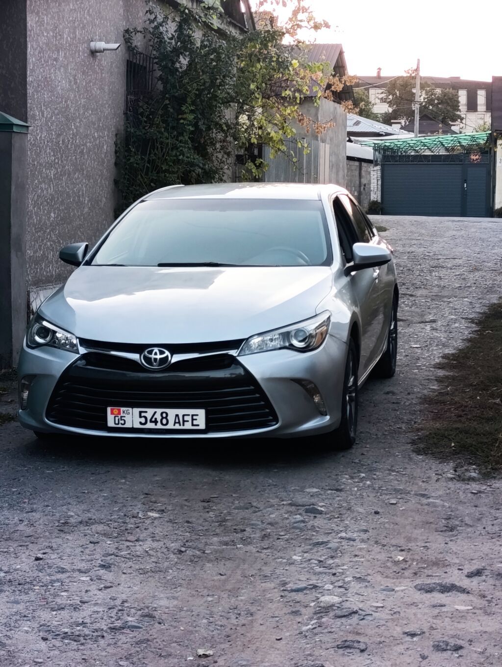 Toyota Camry: 2017 г., 2.5 л, Автомат, Гибрид, Седан: фото 2