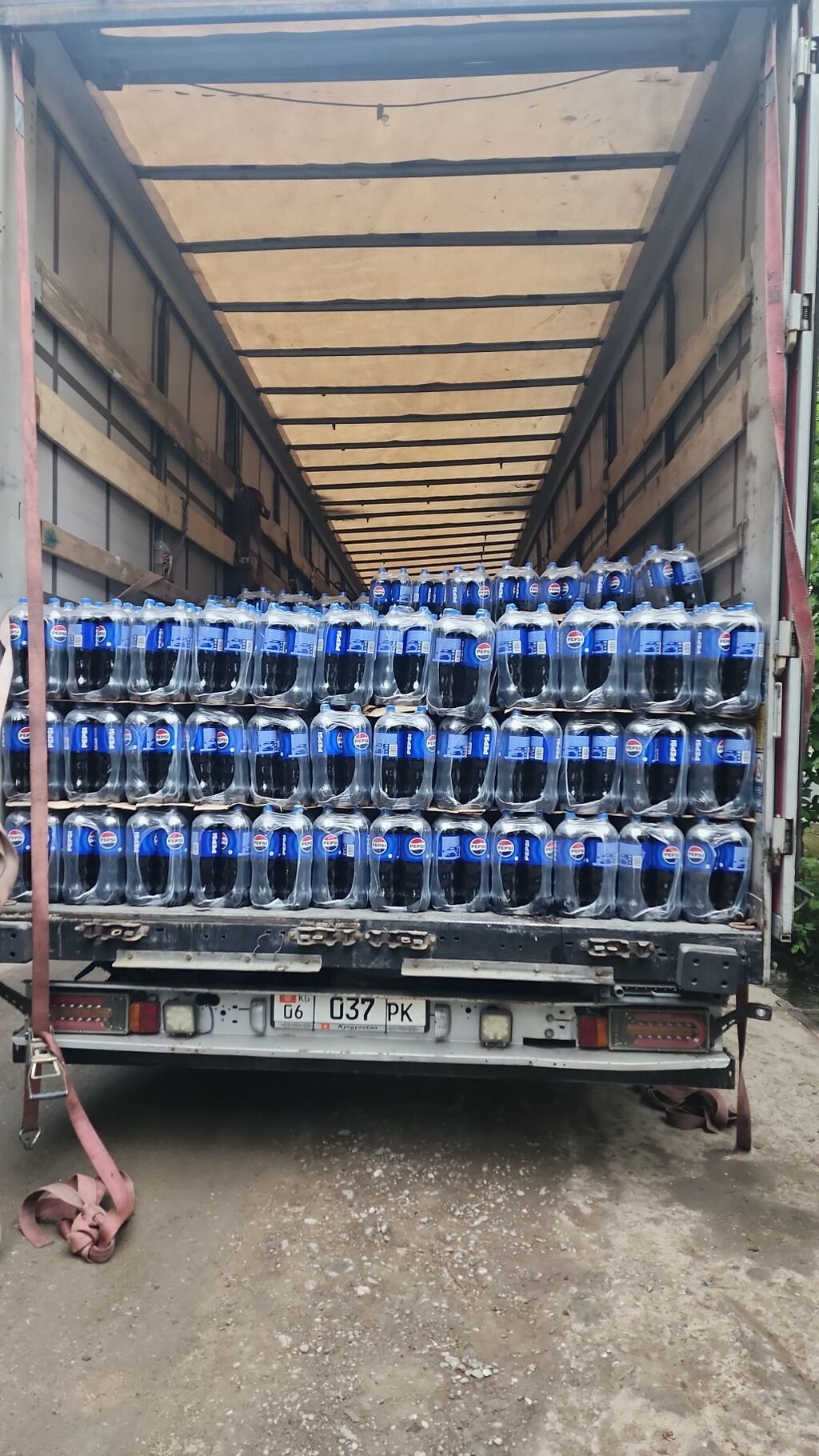Pepsi, газированный напиток, фасовка для опта. - Объем бутылки: 2 л — фото 3