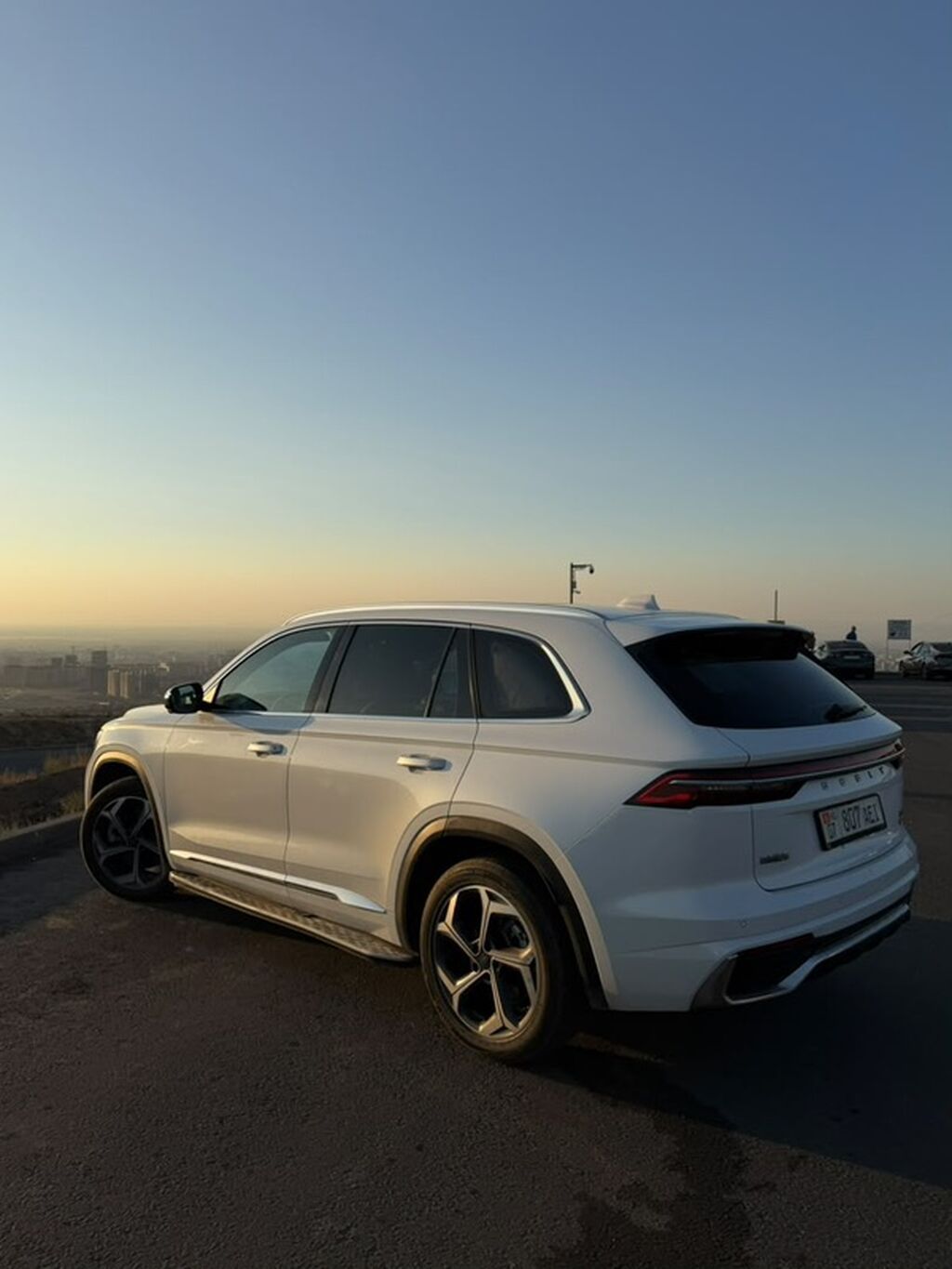Geely Monjaro: 2022 г., 2 л, Автомат, Бензин, Кроссовер: фото 4