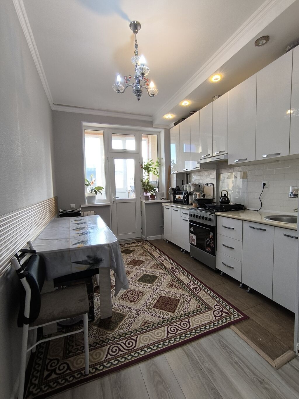 1 комната, 43 м², Азия Молл Элитка, 3 этаж, Косметический ремонт: фото 2