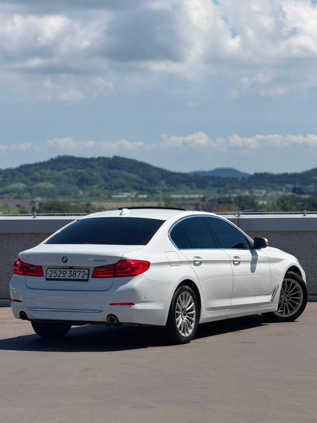 BMW 5 series: 2020 г., 2 л, Автомат, Бензин, Седан: фото 3