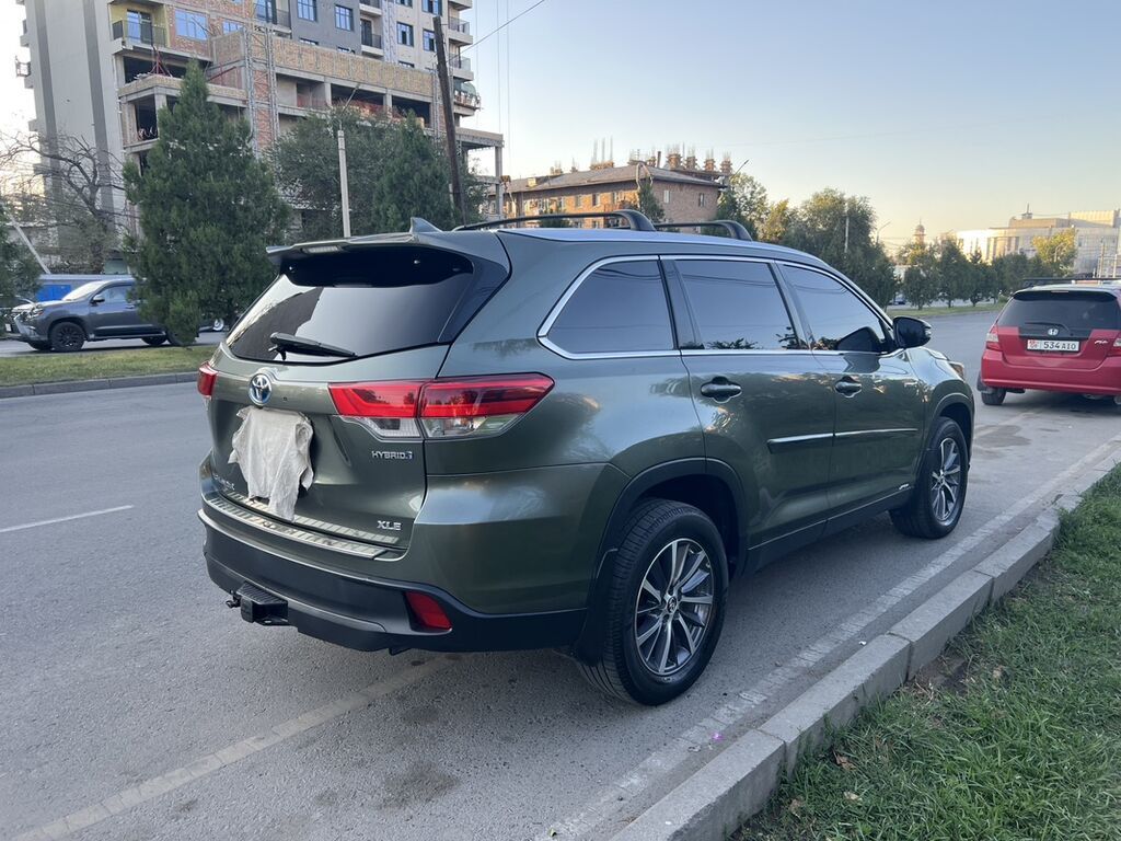 Toyota Highlander: 2019 г., Гибрид, Кроссовер: фото 5