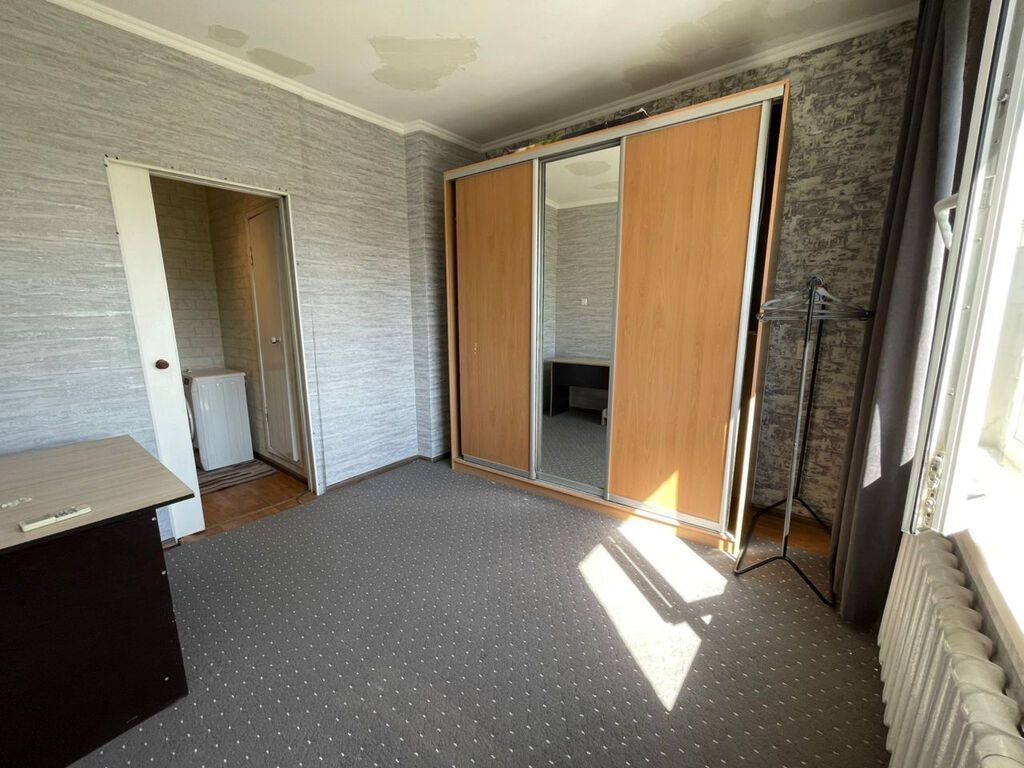 3 комнаты, 60 м², 106 серия, 9 этаж, Косметический ремонт: фото 4
