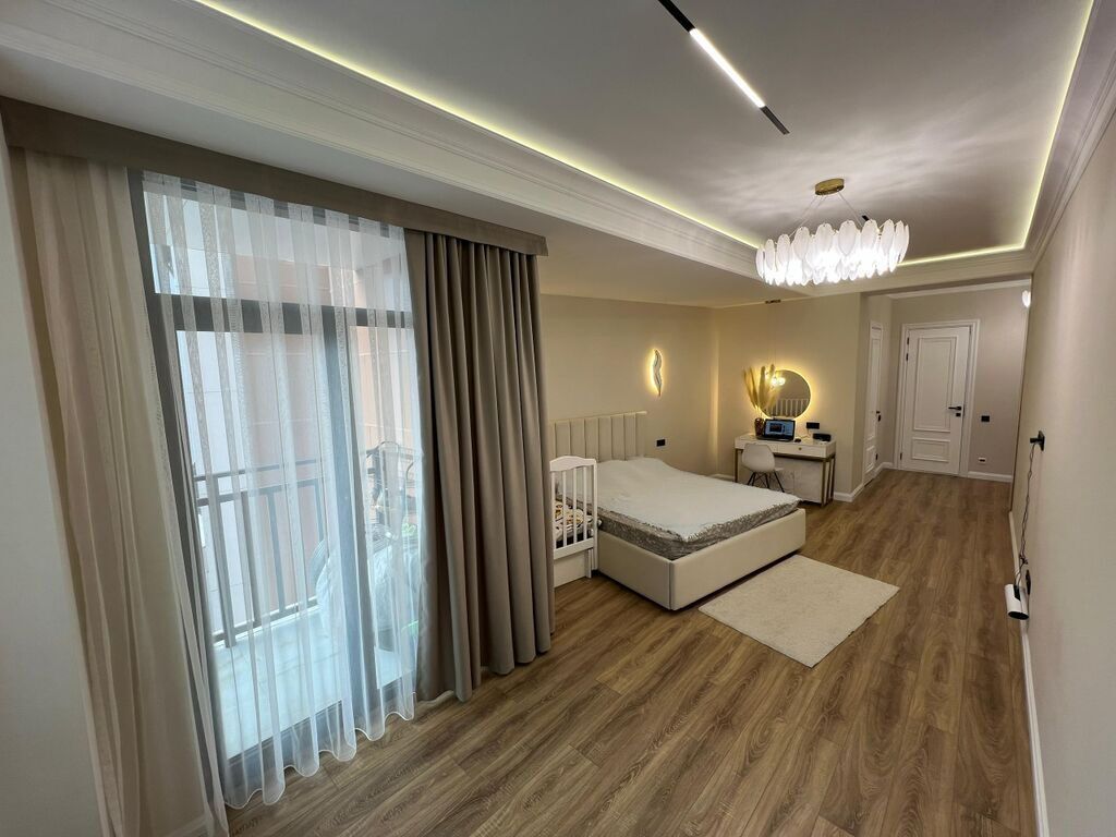 3 комнаты, 131 м², Асанбай мкр Элитка, 13 этаж, Свежий ремонт: фото 3