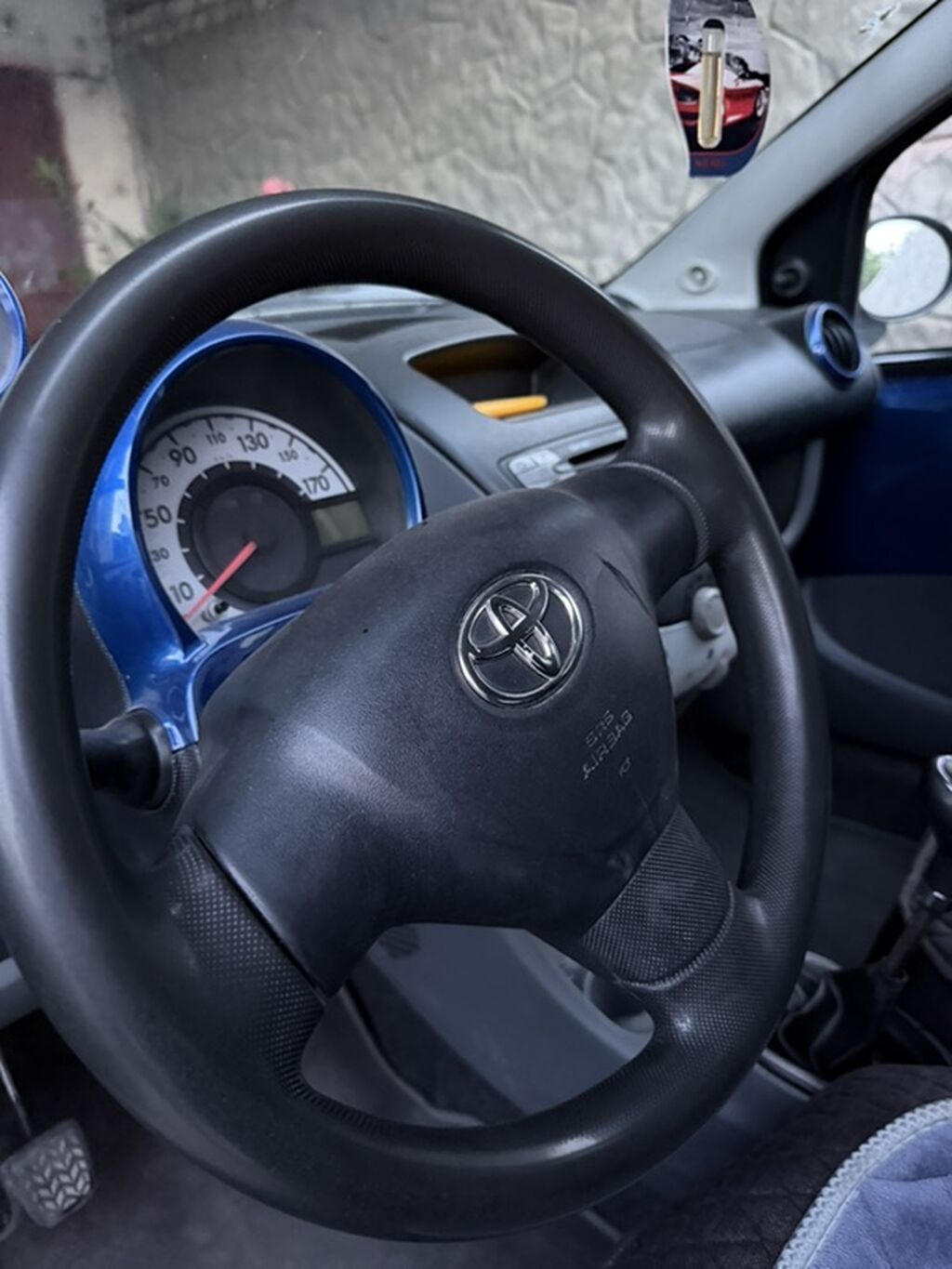 Toyota Aygo: 2009 г., Механика, Бензин, Хэтчбэк: фото 7