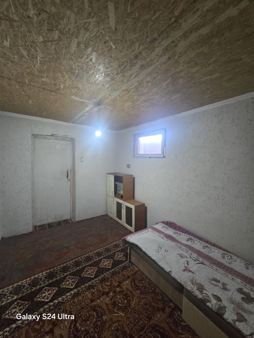 Бир комната жер тамдан ижарага бир же эки жаранга берилет.Туалет,суу: фото 2