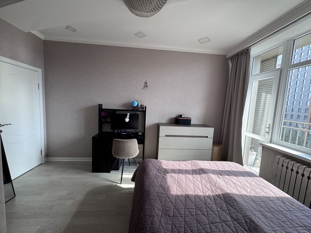 3 комнаты, 90 м², 7 мкр Элитка, 8 этаж, Евроремонт: фото 8