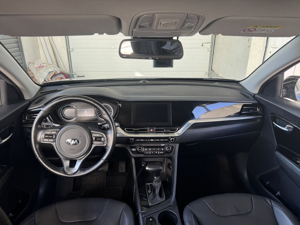 Kia Niro: 2020 г., 1.6 л, Автомат, Гибрид, Кроссовер: фото 8