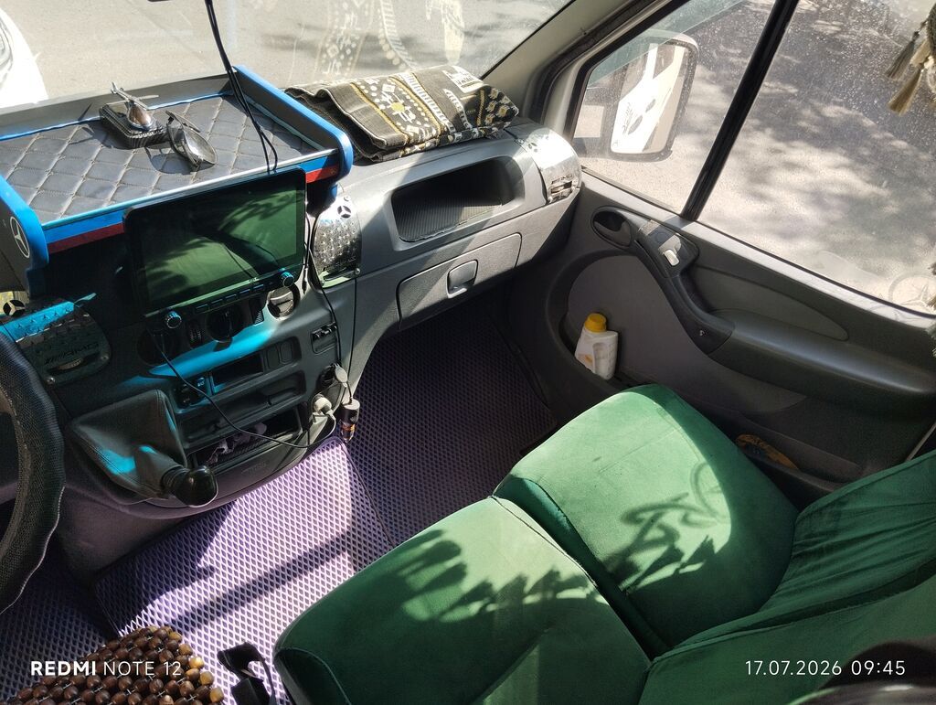 Mercedes-Benz Спринтер: 2003 г., 2.7 л, Механика, Дизель, Фургон: фото 3