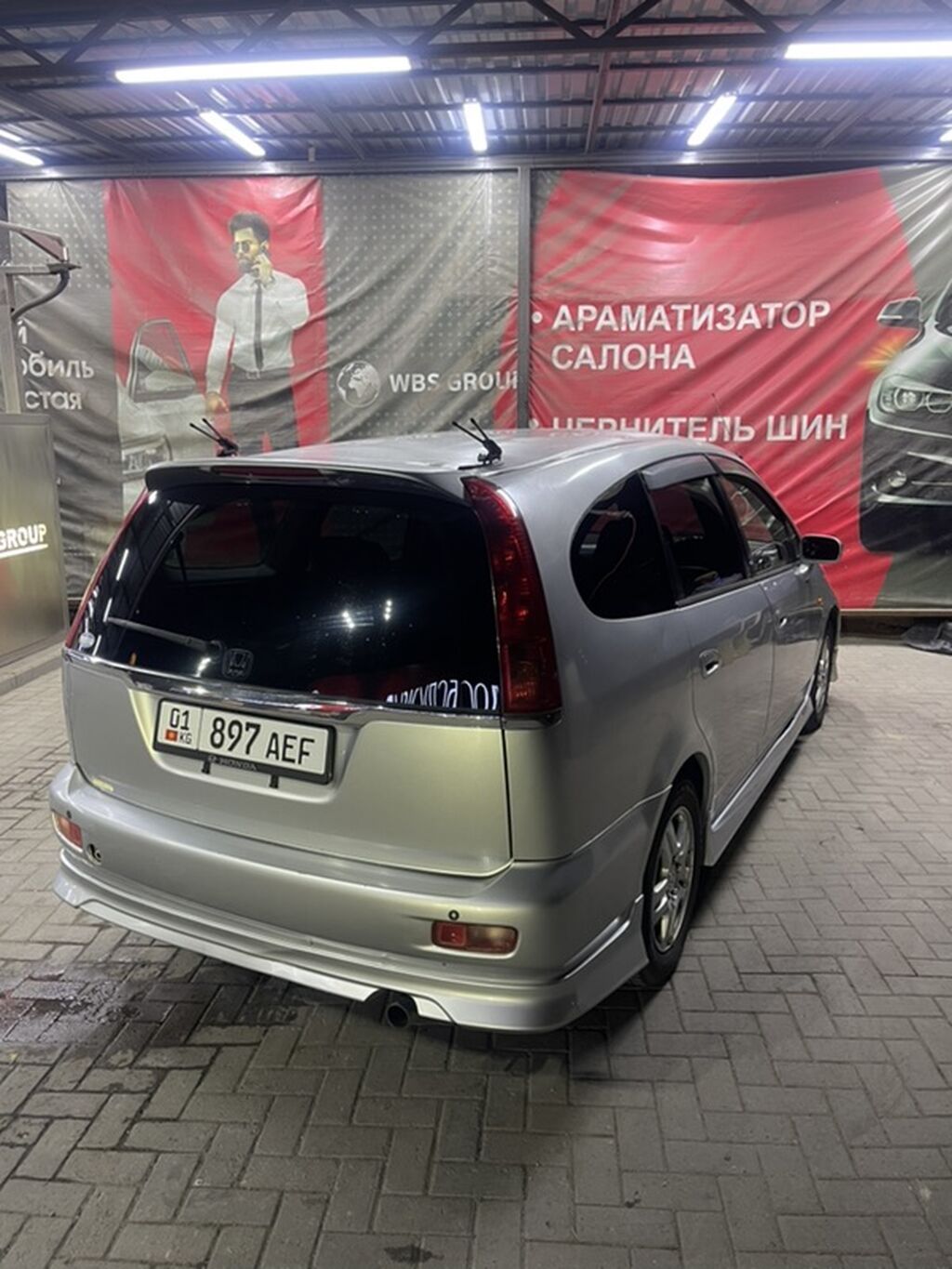Honda Stream: 2002 г., 2 л, Автомат, Бензин, Минивэн: фото 5