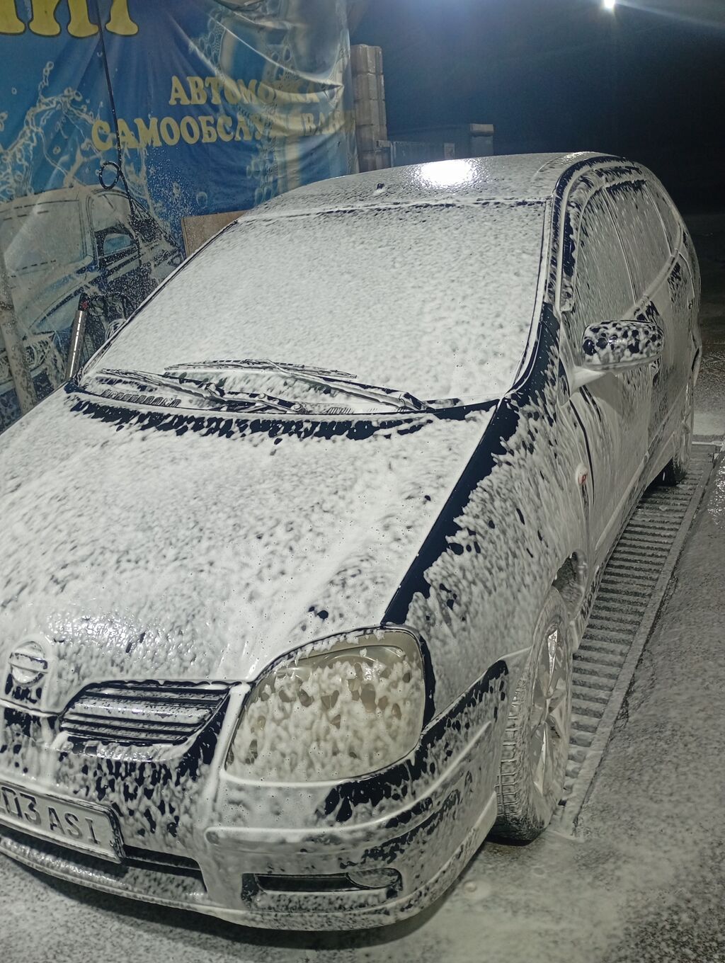Nissan Almera Tino: 2002 г., 1.8 л, Механика, Бензин, Универсал: фото 2