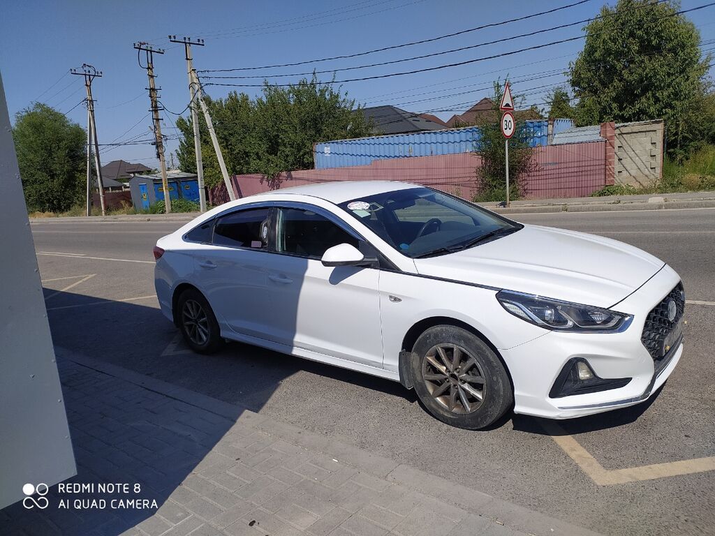 Hyundai Sonata: 2019 г., 2 л, Автомат, Газ, Седан: фото 2