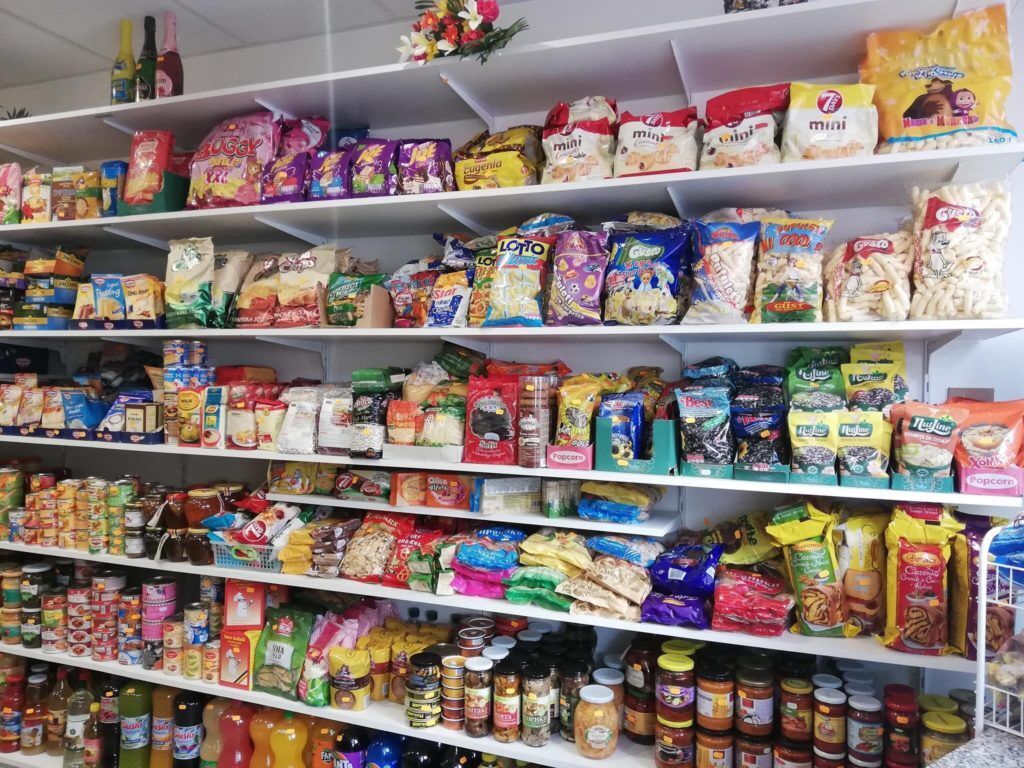 Срочно требуется продавец в продуктовый магазин. Район Село