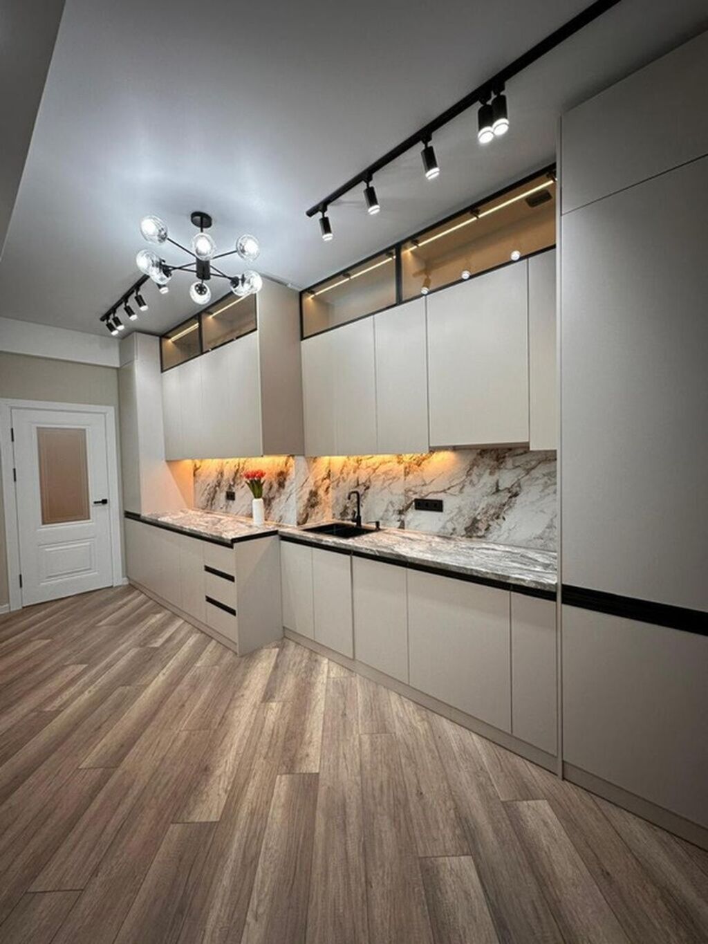 3 комнаты, 97 м², Элитка, 12 этаж, Дизайнерский ремонт: фото 6