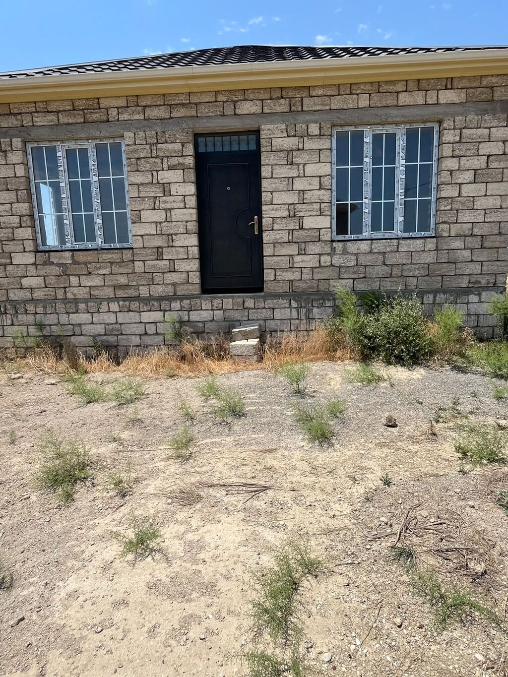 Türkan qəs. 3 otaqlı, 83 kv. m, Kredit var, Təmirsiz