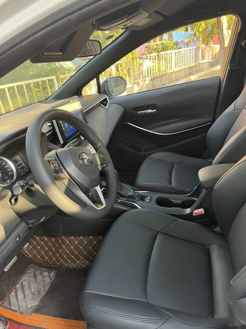 Toyota Levin: 2021 г., 1.8 л, Вариатор, Гибрид, Седан: фото 2