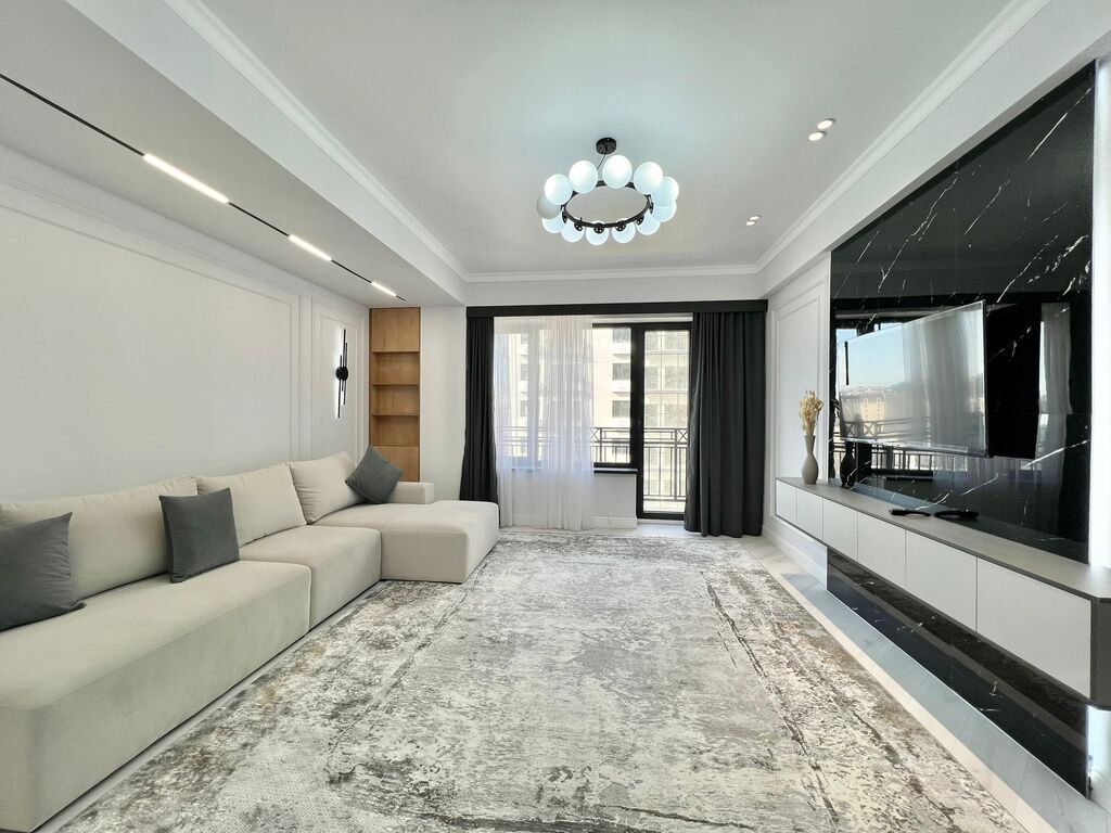 2 комнаты, 78 м², Элитка, 8 этаж, Дизайнерский ремонт: фото 2