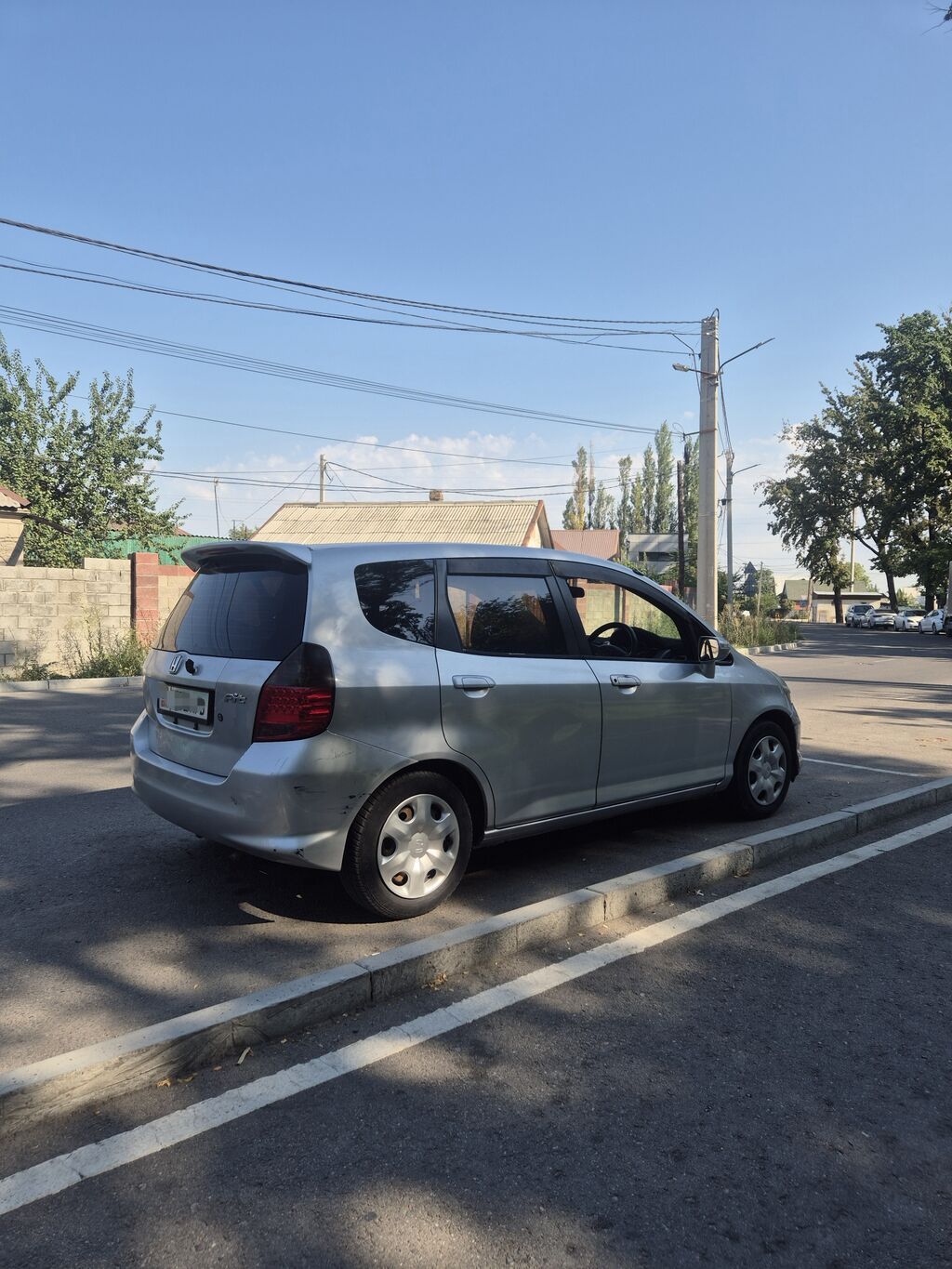 Honda Fit: 2002 г., 1.3 л, Вариатор, Бензин, Хэтчбэк: фото 3