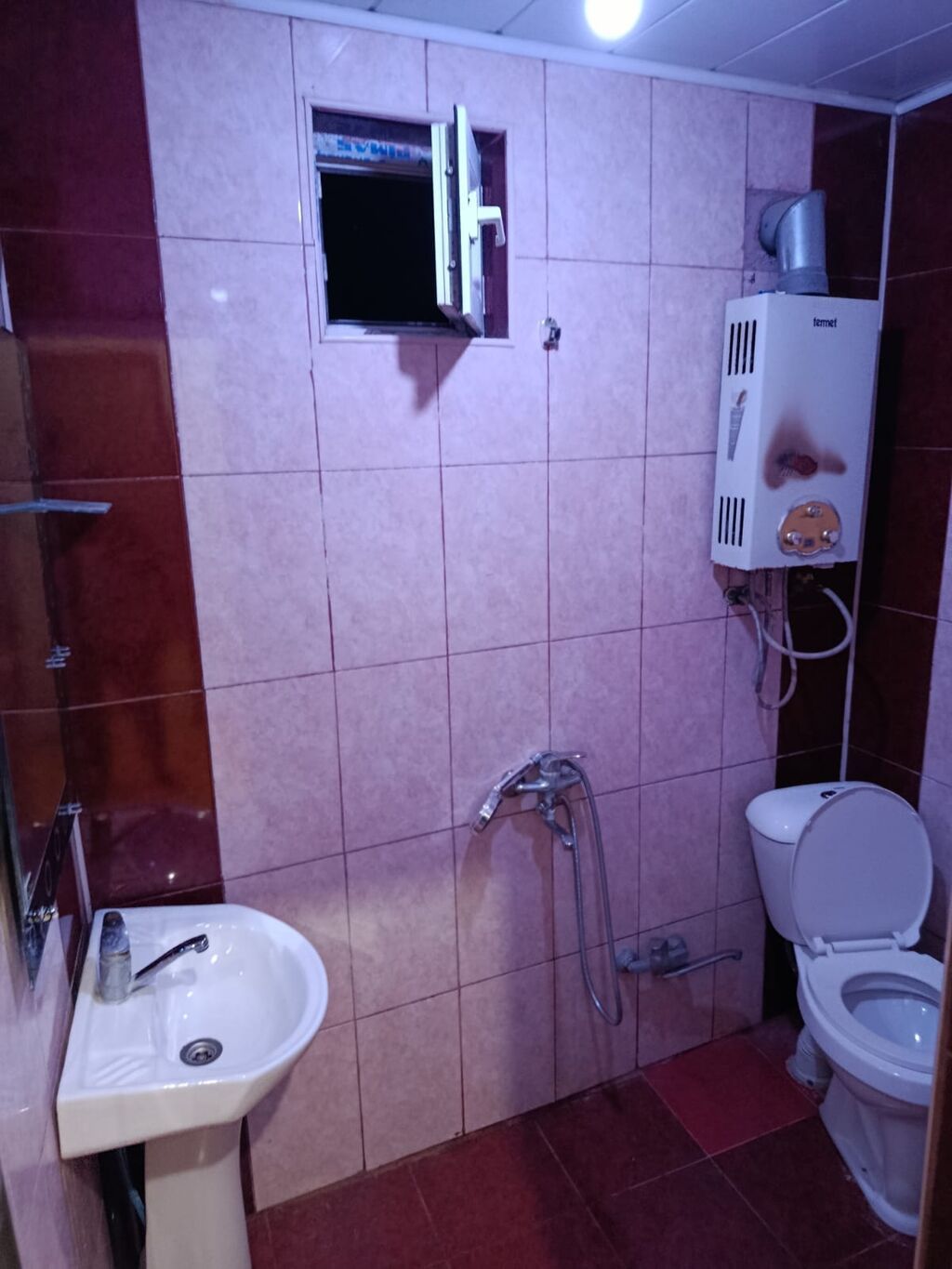 2 otaqlı, 65 kv. m, Orta təmir
