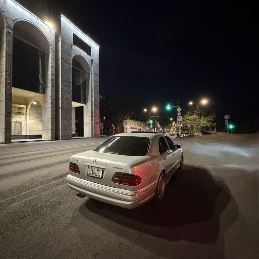 Mercedes-Benz E-Class: 2001 г., 3.2 л, Автомат, Бензин, Седан: фото 3
