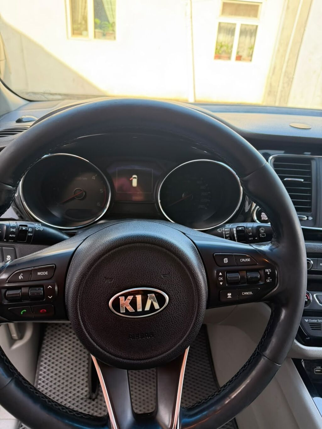 Kia Carnival: 2018 г., 2.2 л, Автомат, Дизель, Минивэн: фото 7