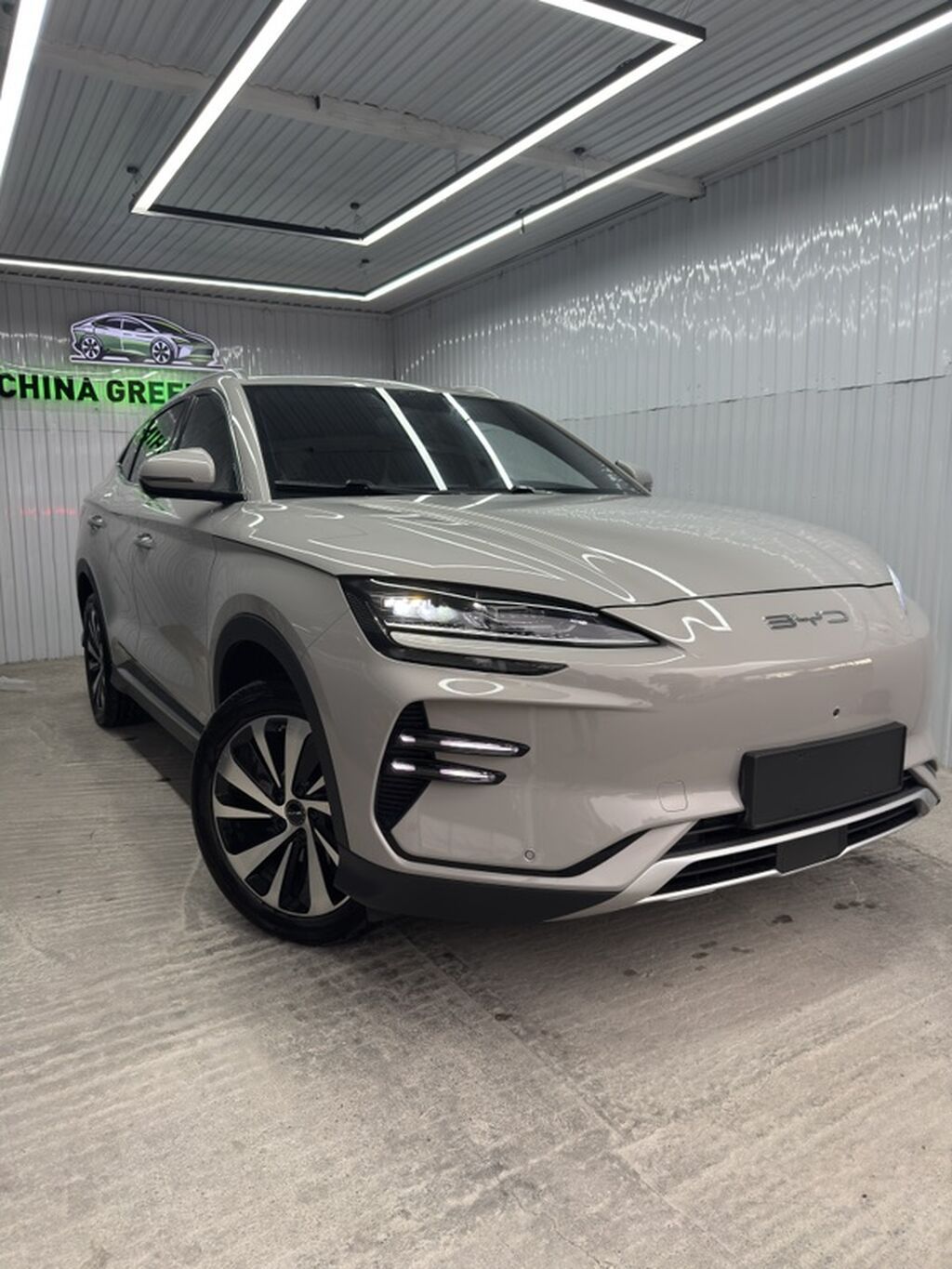 BYD Song Plus: 2024 г., Вариатор, Электромобиль, Кроссовер: фото 4