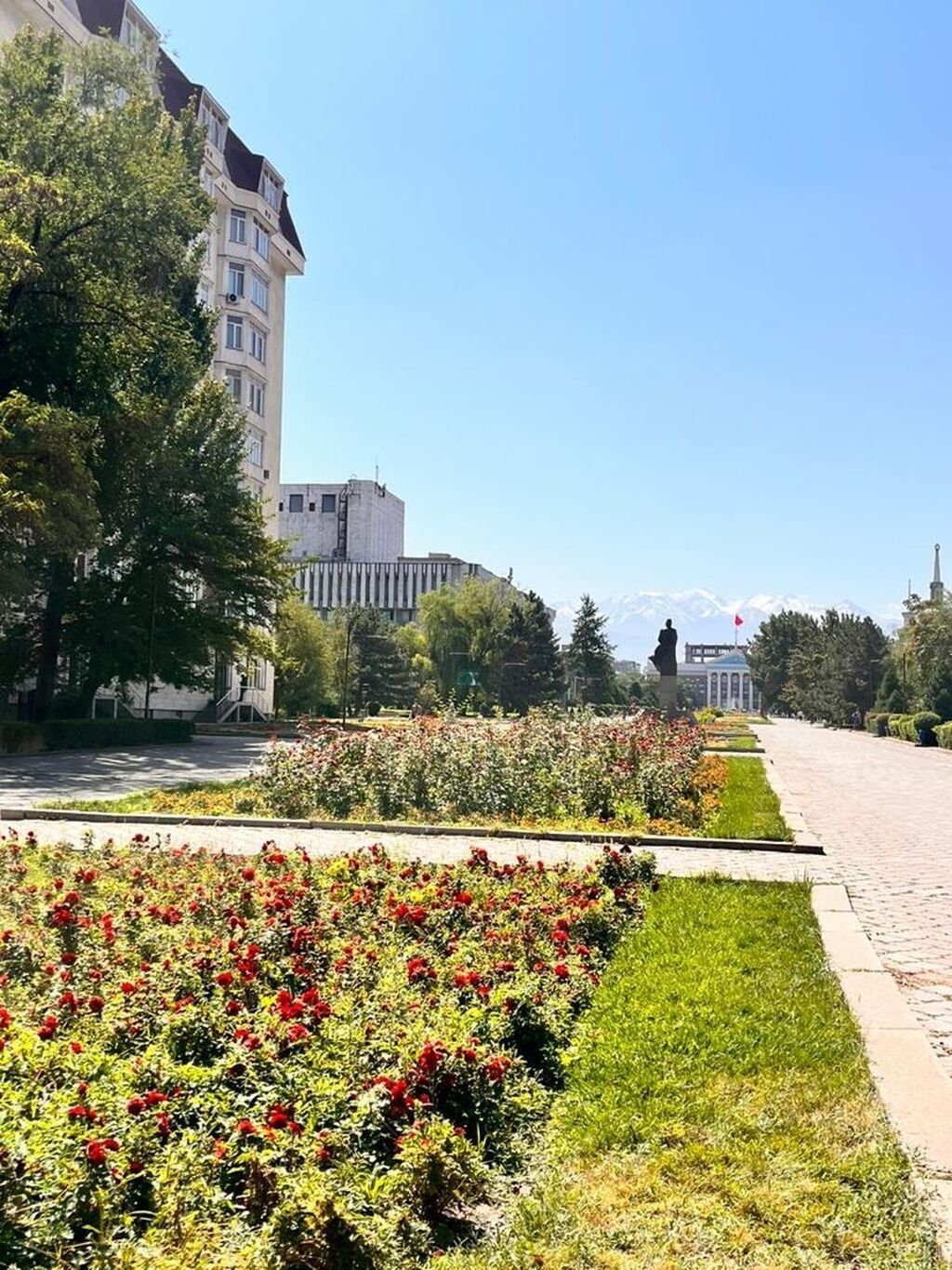 3 комнаты, 95 м², Сталинка, 3 этаж, Косметический ремонт: фото 4