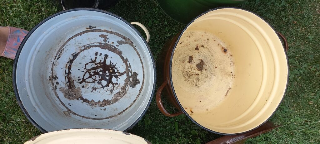 Эмалированные баки/кастрюли с крышками, набор 4 шт. для хранения корма: фото 2