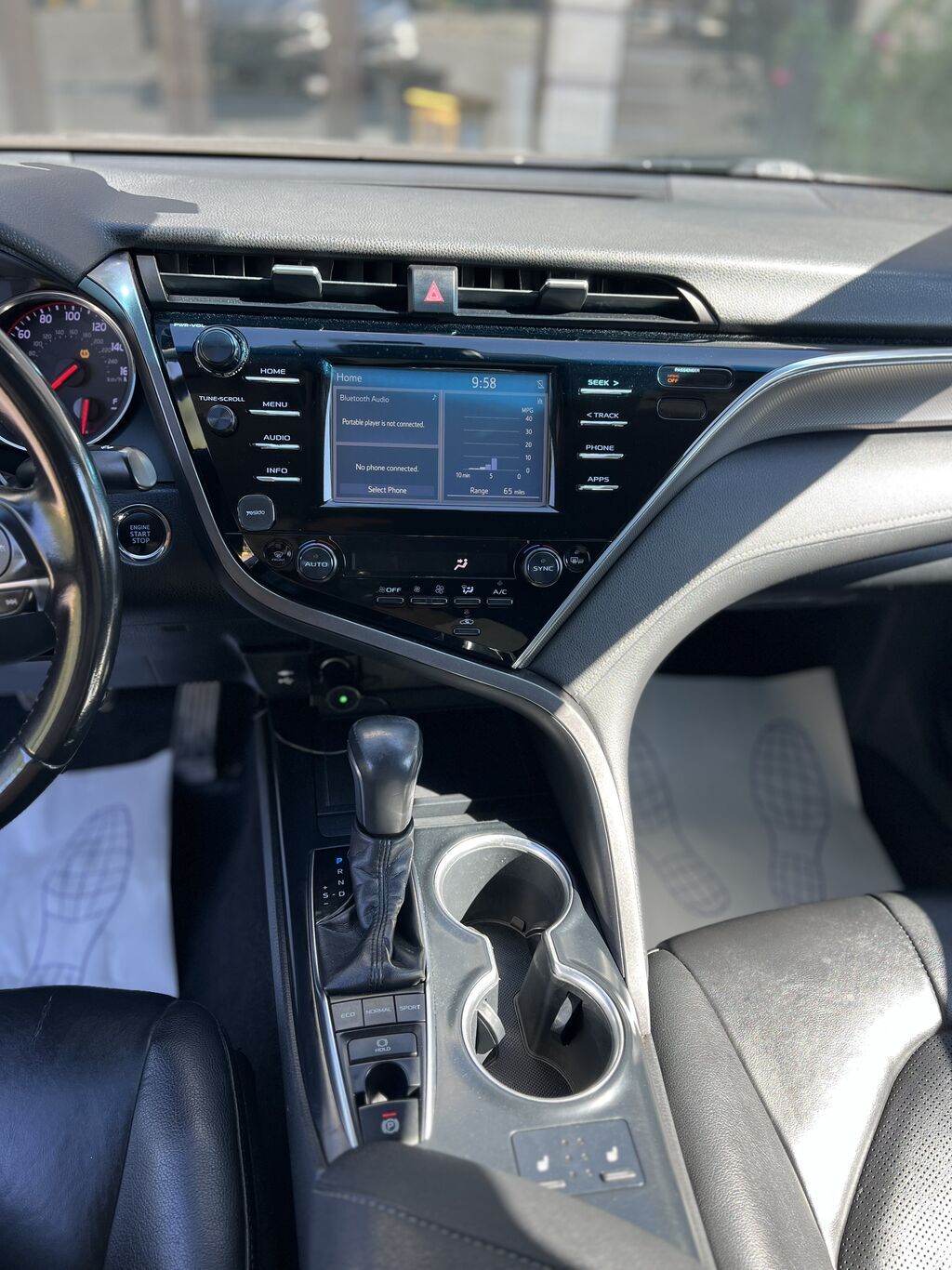 Toyota Camry: 2018 г., 2.5 л, Автомат, Бензин, Седан: фото 6