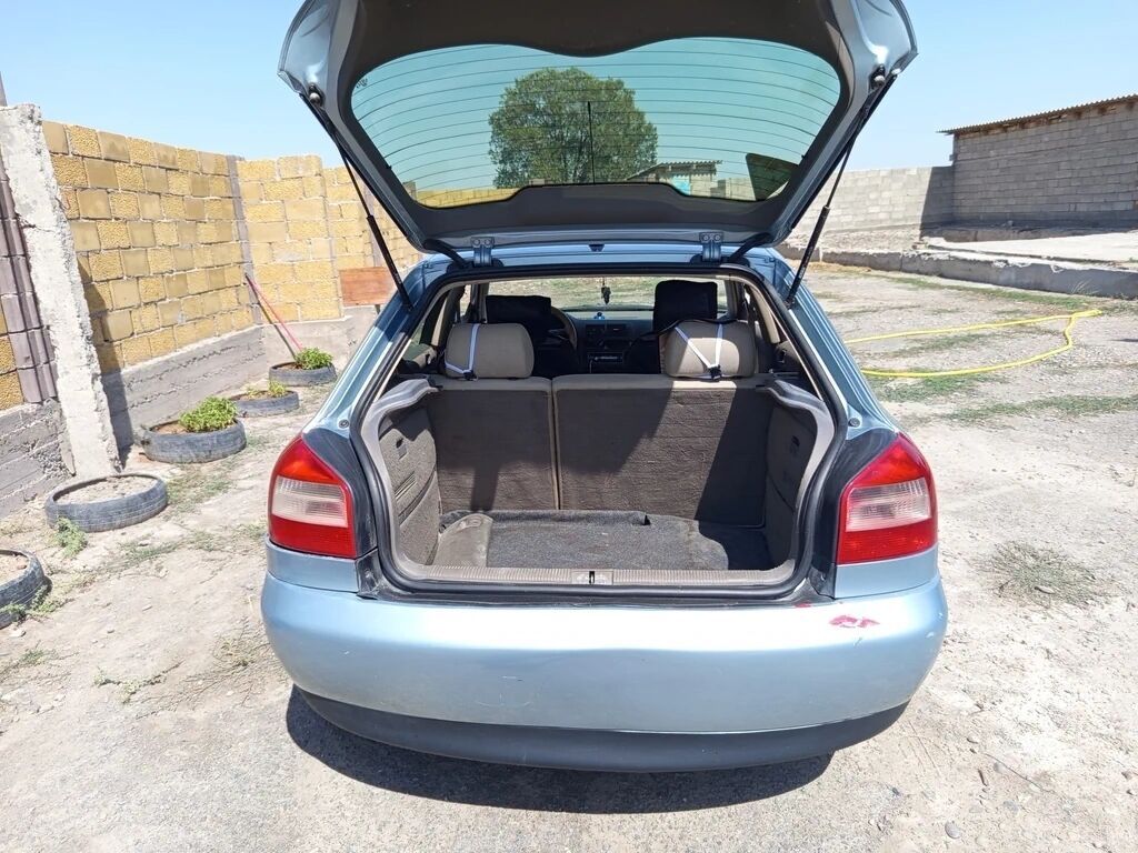 Audi A3: 2001 г., 1.8 л, Бензин, Хэтчбэк: фото 4