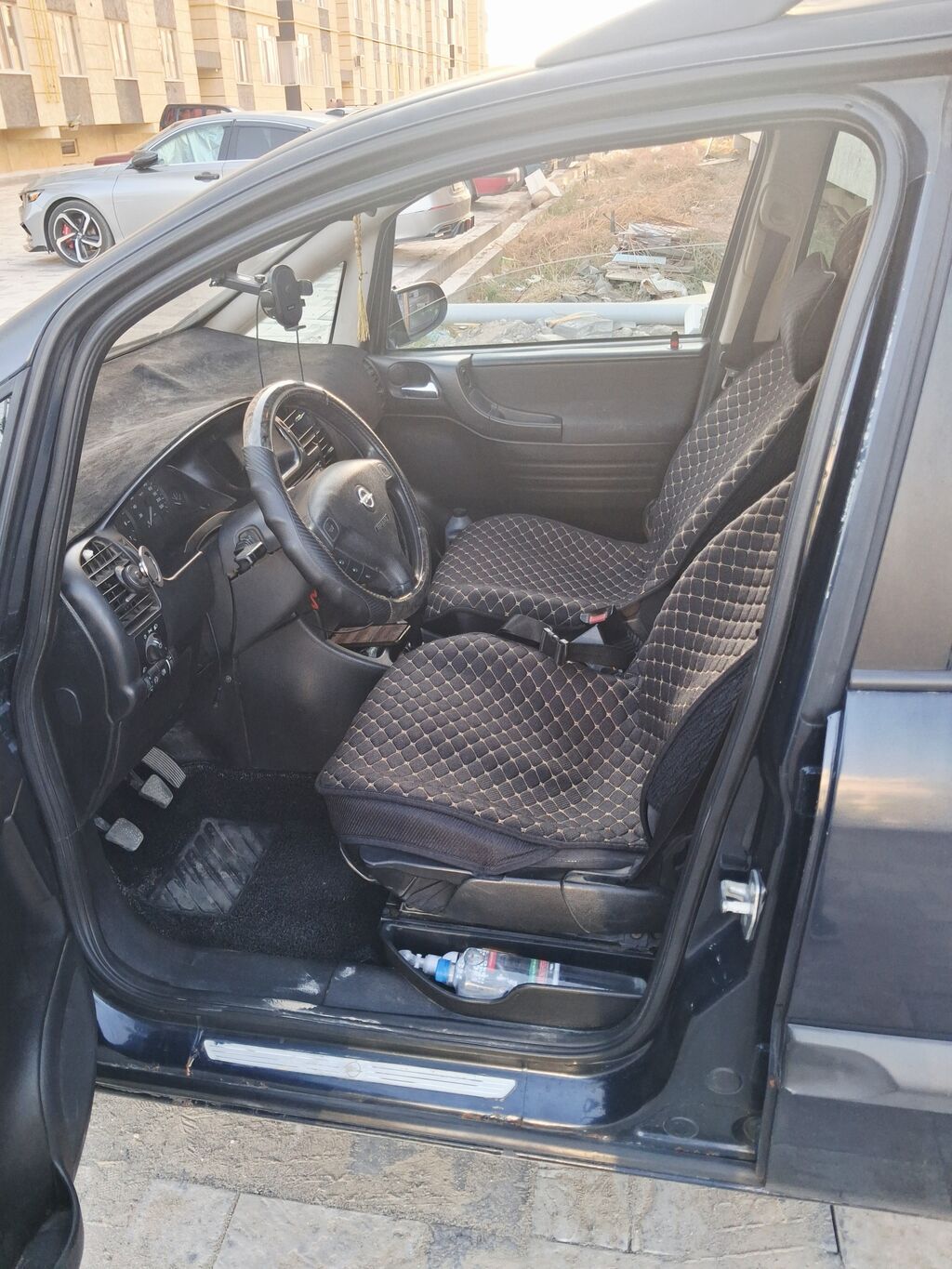 Opel Zafira: 2002 г., Механика, Бензин, Минивэн: фото 5