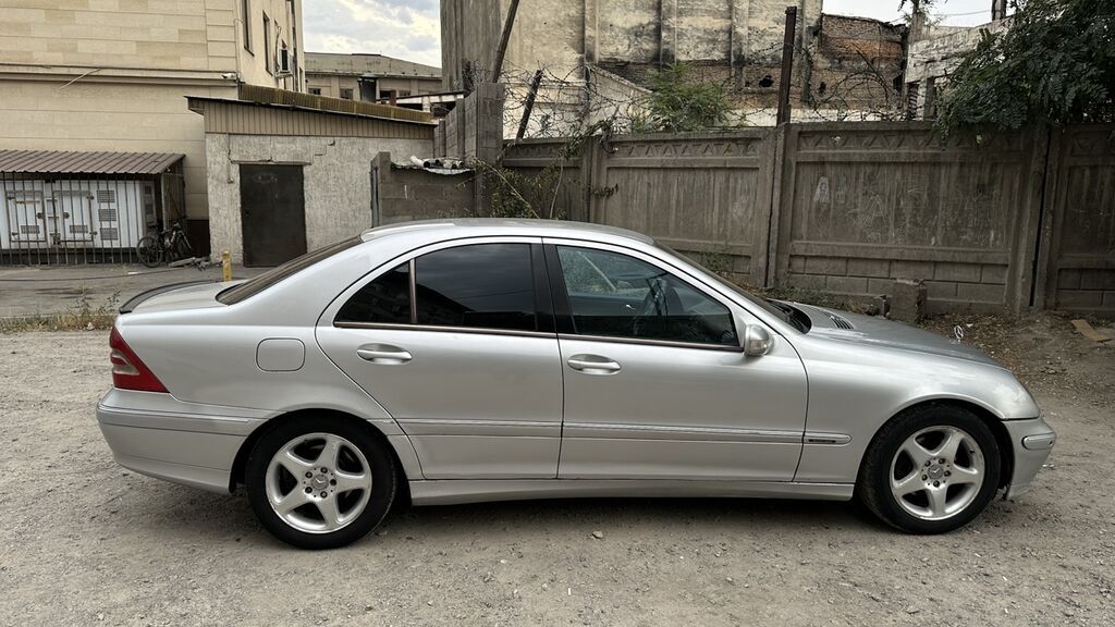 Mercedes-Benz C-Class 2000 г., автомат, газ: фото 3