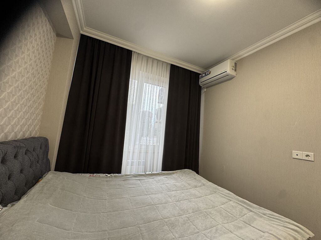 Yasamal, 3 otaqlı, Yeni tikili, m. 20 Yanvar, 96 kv. m