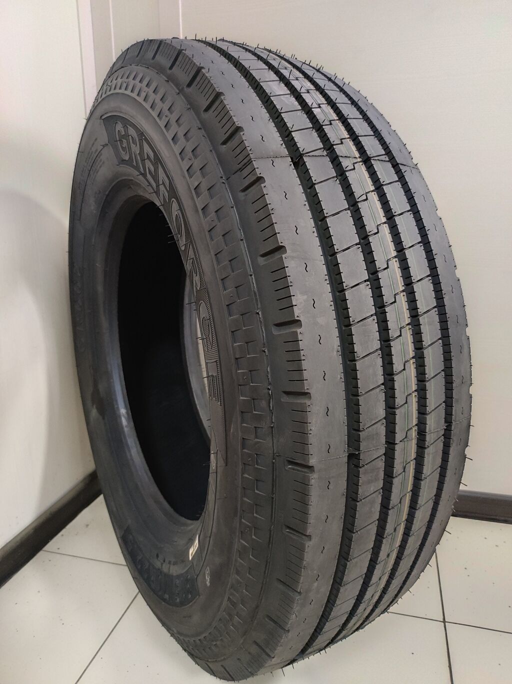 Шины 315/70R22.5 предназначены для установки на грузовые автомобили на: фото 4