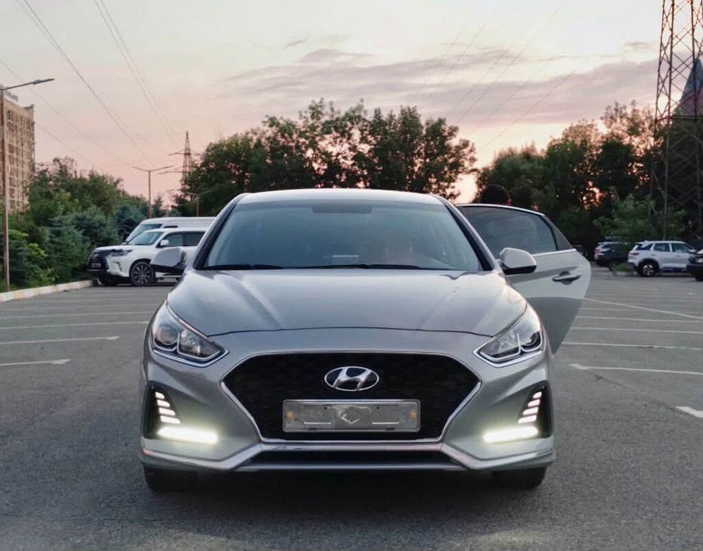 Hyundai Sonata: 2023 г., 2 л, Автомат, Газ, Седан: фото 3