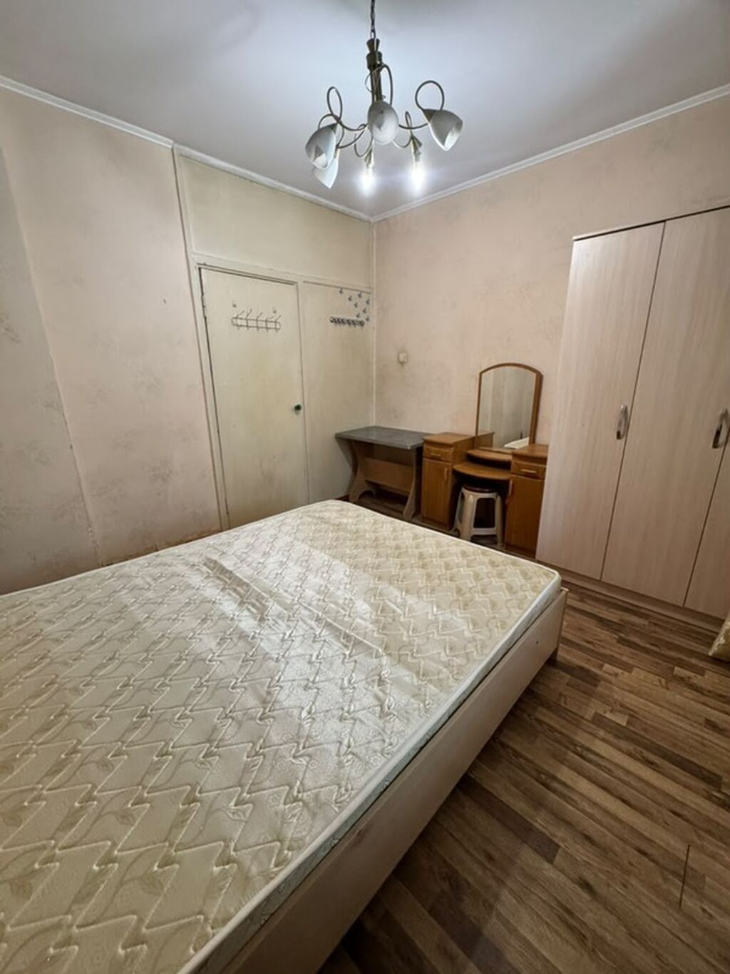 2 комнаты, 50 м², 105 серия, 1 этаж, Требуется ремонт: фото 4
