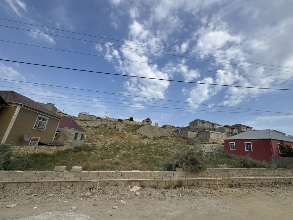 Hökməlidə 20 sot tikinti təyinatlı torpaq sahəsi satılır!** Hökməli