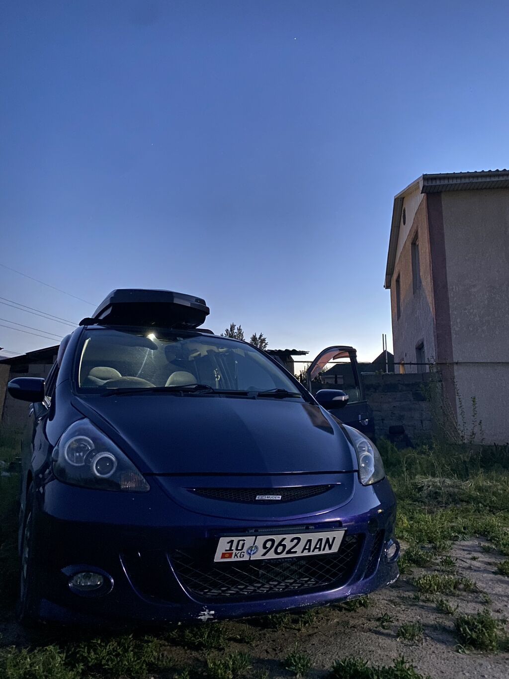 Honda Fit: 2001 г., 1.5 л, Вариатор, Газ, Хэтчбэк: фото 4