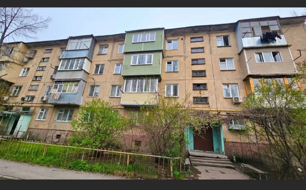 2 комнаты, 45 м², ул. Ахунбаева / Малдыбаева 104 серия, 2 этаж, Косметический ремонт: фото 2