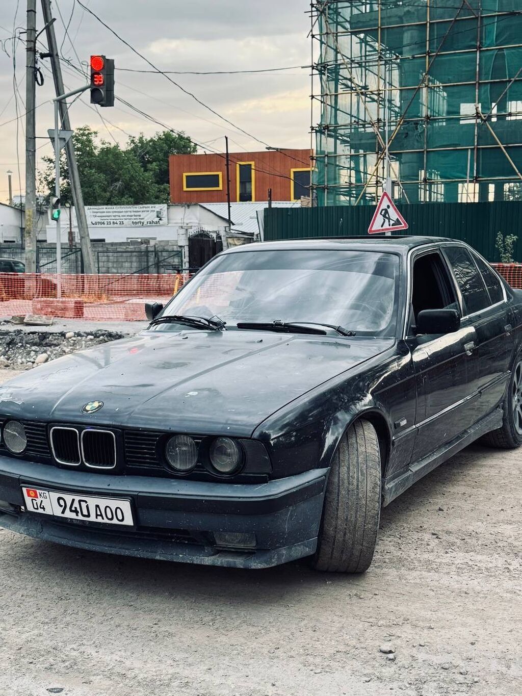 BMW 5 series: 1990 г., 2 л, Механика, Бензин, Седан — фото 2