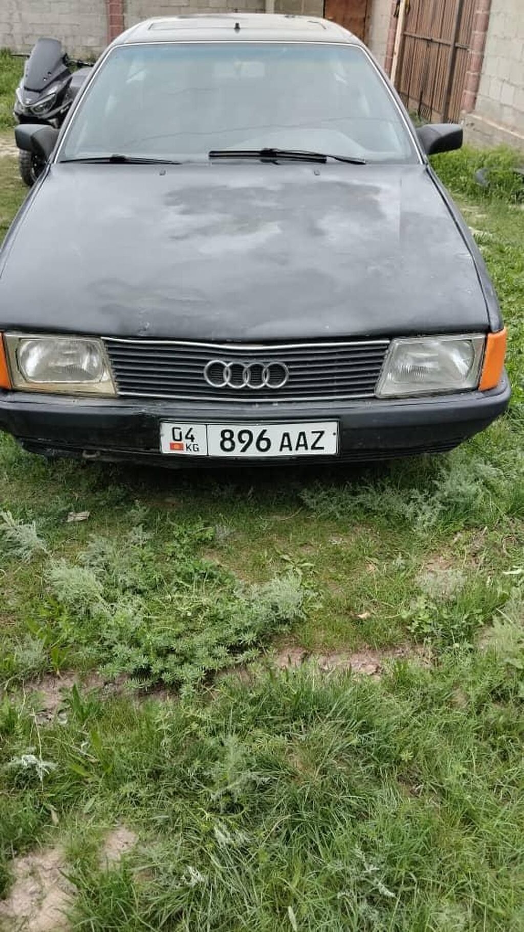 Audi 100: 1990 г., 2.3 л, Механика, Бензин, Универсал: фото 4