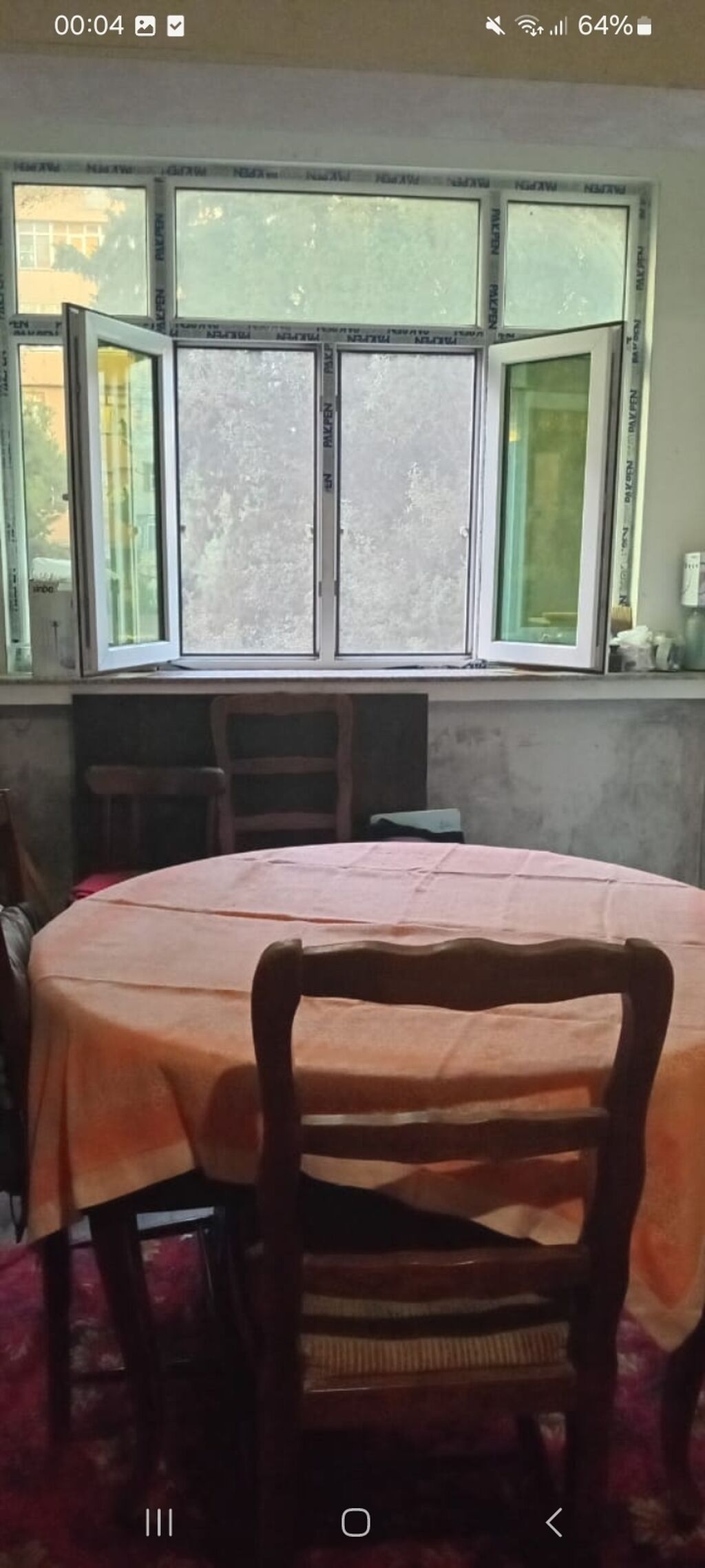 Neftçilər metrosu, Nazlı şadlıq sarayının, Podium mallin ve Melhem