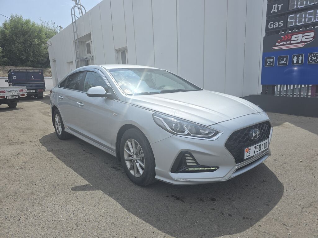 Hyundai Sonata: 2021 г., 2 л, Автомат, Газ, Седан: фото 4