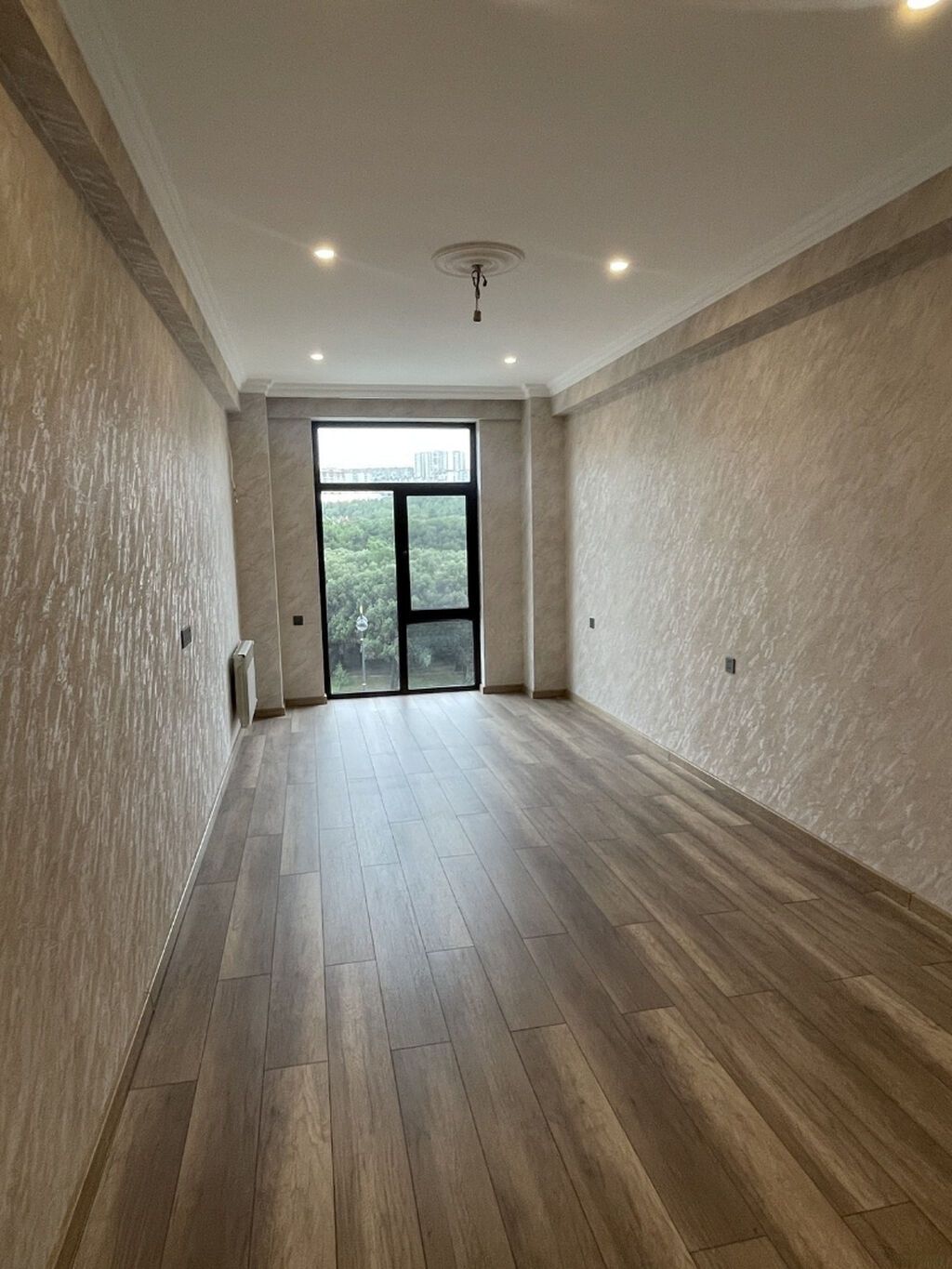 3 otaqlı, Yeni tikili, 94 kv. m