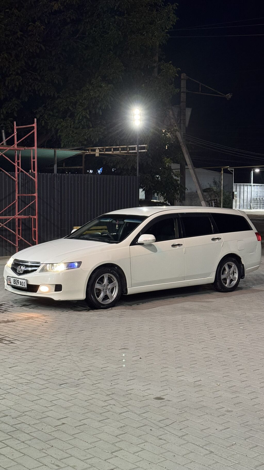 Honda Accord: 2005 г., 2.4 л, Автомат, Бензин, Универсал: фото 8